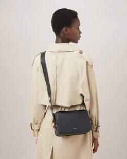 Billie Black -Fashion Bag Store G HH8301 205A100 6