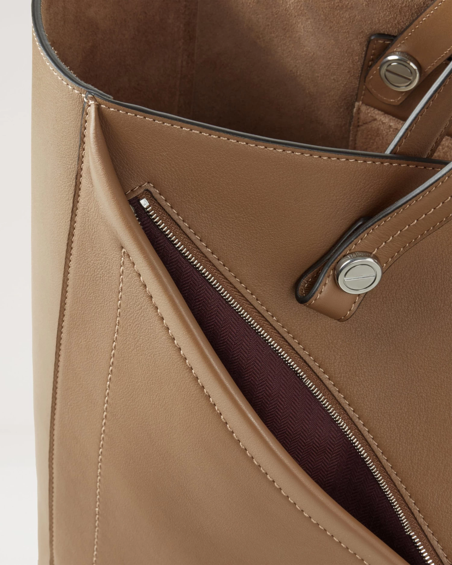 M Zipped Tote Teak 7 M Zipped Tote Teak - Image 5