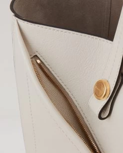 M Zipped Tote Chalk -Fashion Bag Store G HH9061 657W160 5