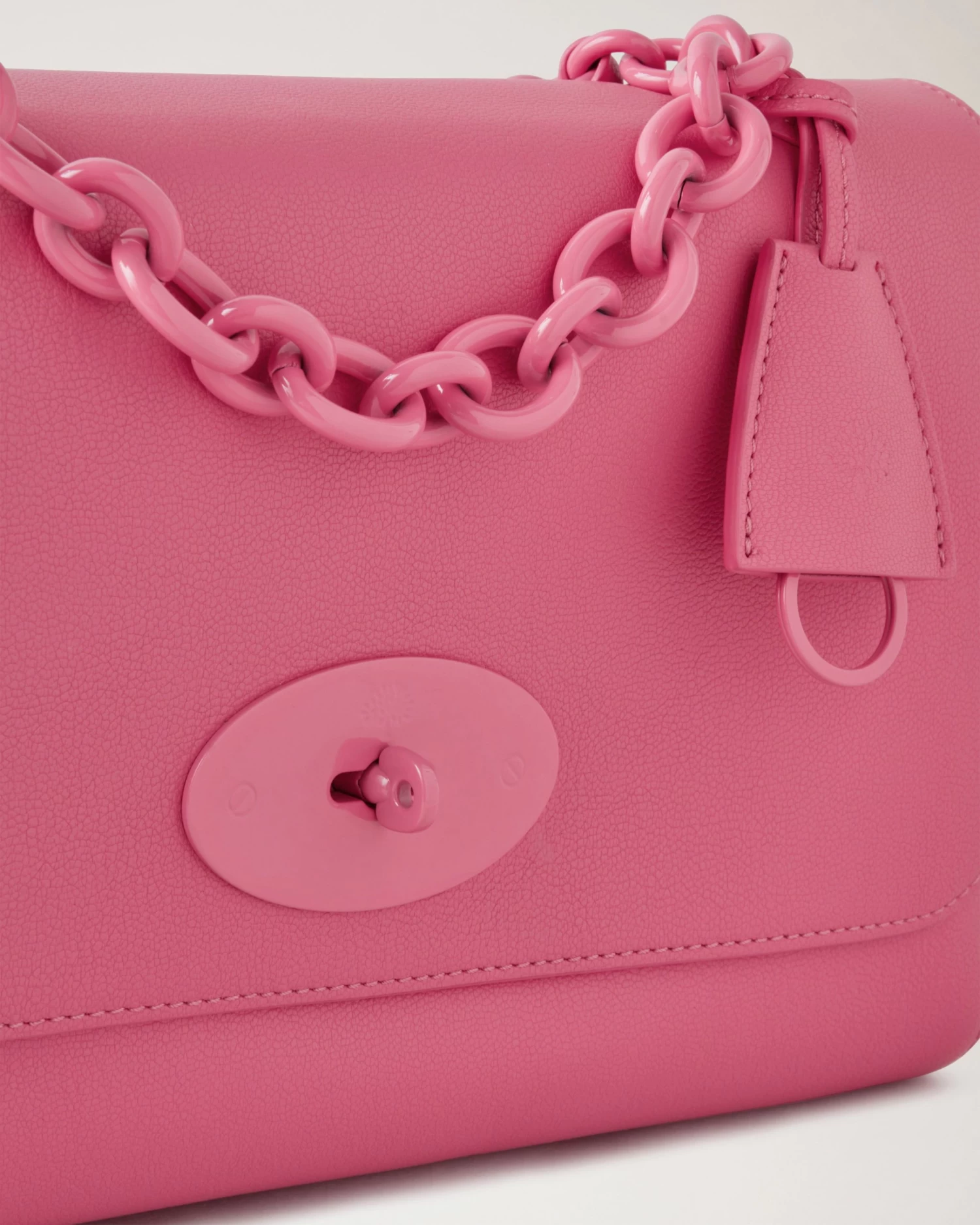 Medium Top Handle Lily Geranium Pink 7 Medium Top Handle Lily Geranium Pink - Image 5