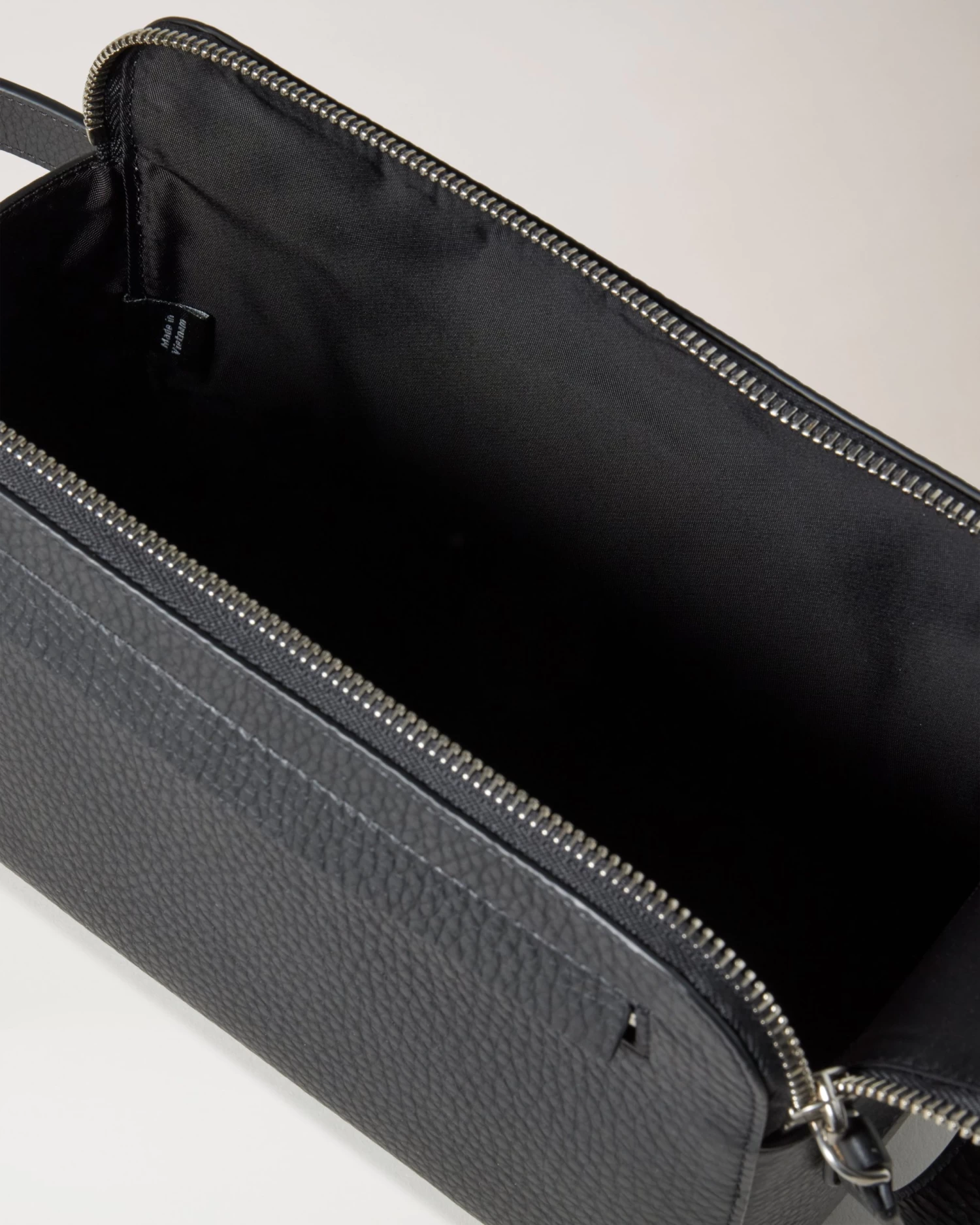 Double Zip Wash Case Black 6 Double Zip Wash Case Black - Image 4