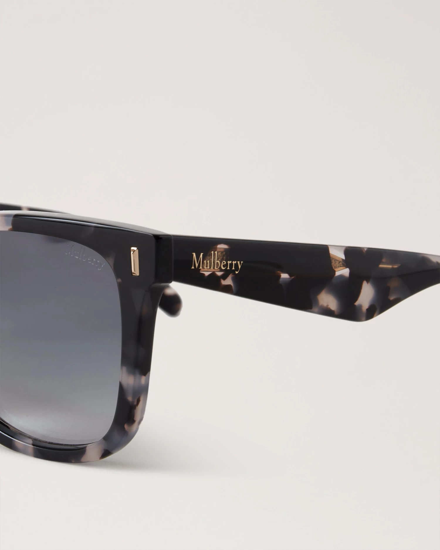 Alex Sunglasses Grey 5 Alex Sunglasses Grey - Image 3