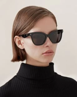 Annie Sunglasses Black -Fashion Bag Store G RS5463 000A100 4