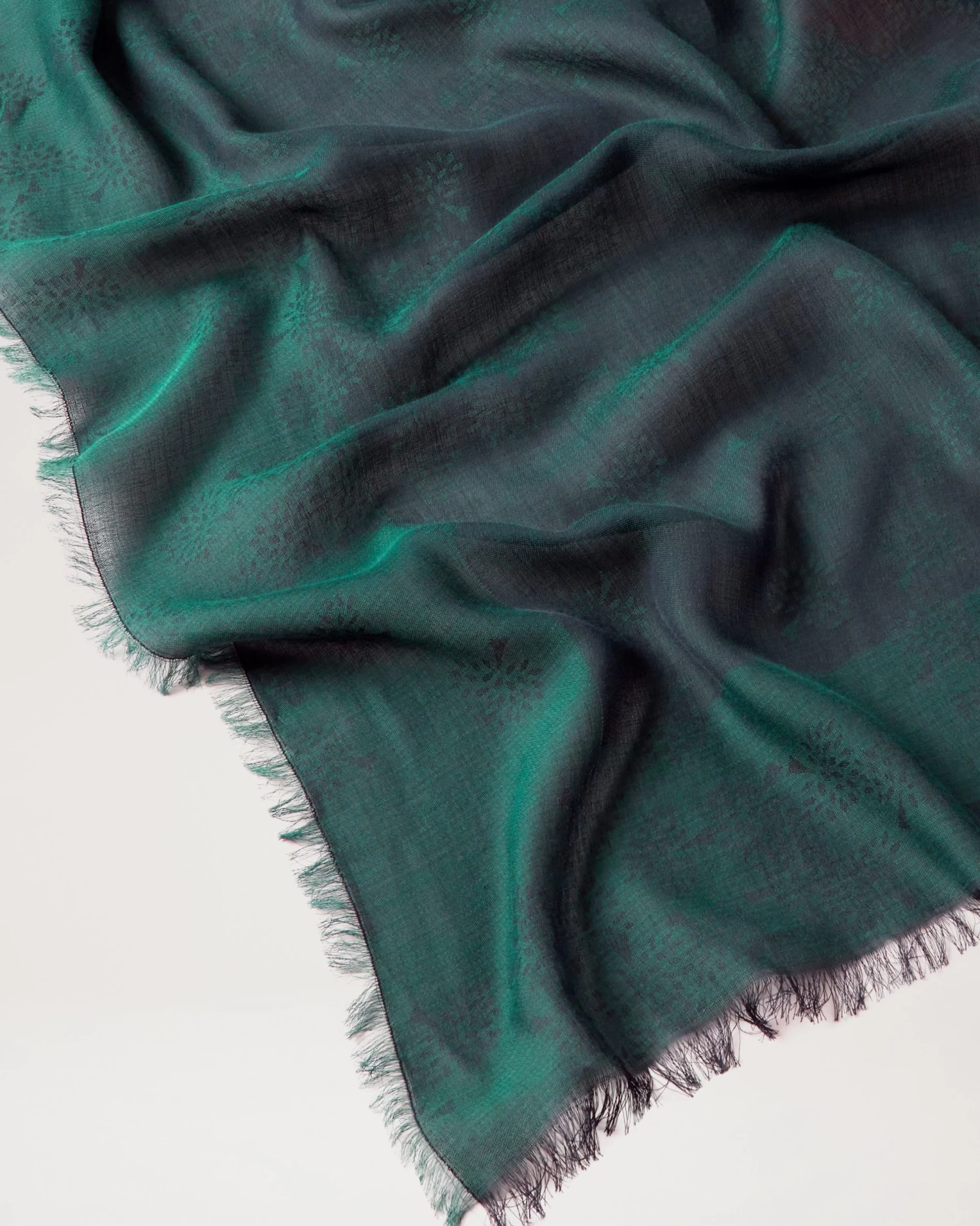 Tamara Square Mulberry Green 4 Tamara Square Mulberry Green - Image 2