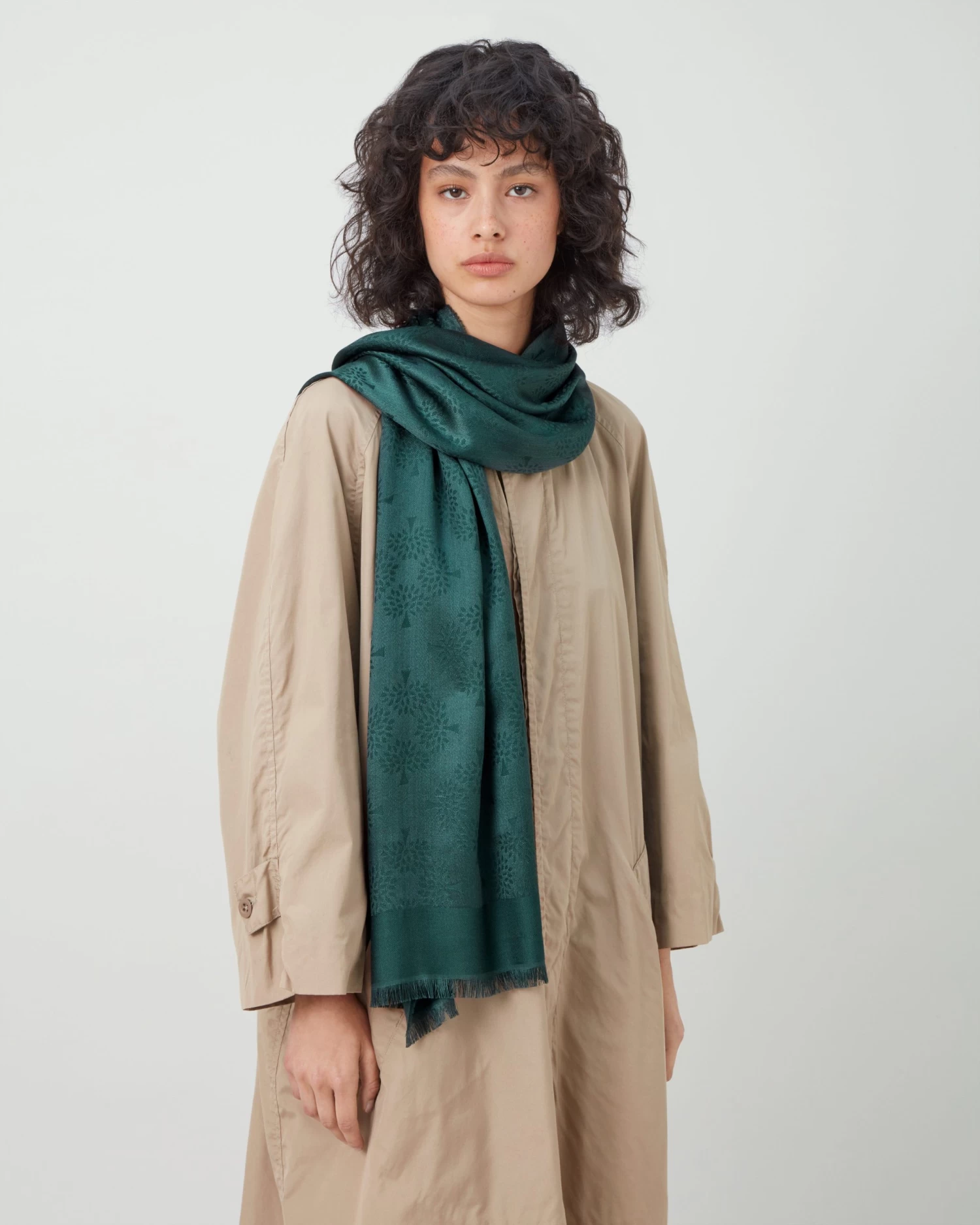 Tamara Square Mulberry Green 5 Tamara Square Mulberry Green - Image 3