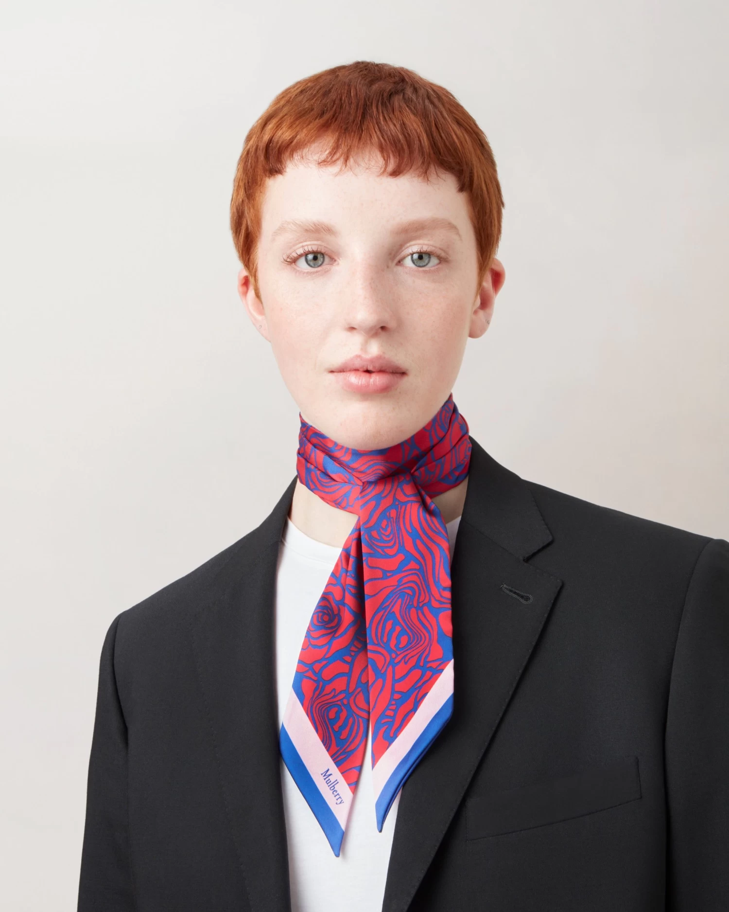 Distorted Rose Skinny Scarf Pigment Blue & Lancaster Red 4 Distorted Rose Skinny Scarf Pigment Blue & Lancaster Red - Image 2