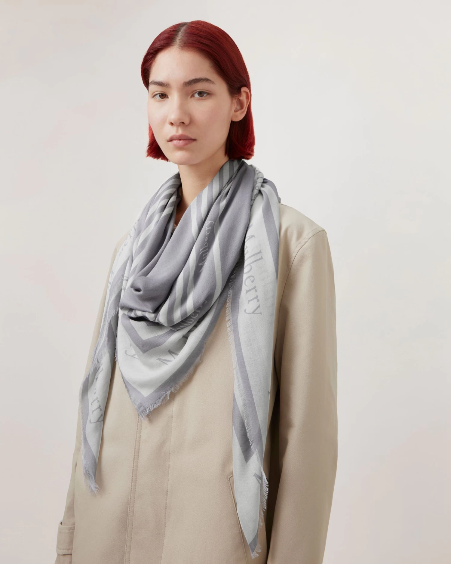 Logo Border Square Pale Grey & White 6 Logo Border Square Pale Grey & White - Image 4