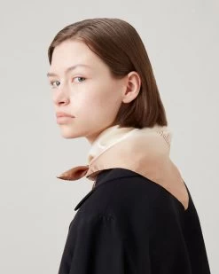 Soft Border Square White-Maple -Fashion Bag Store G VS4733 917W204 4