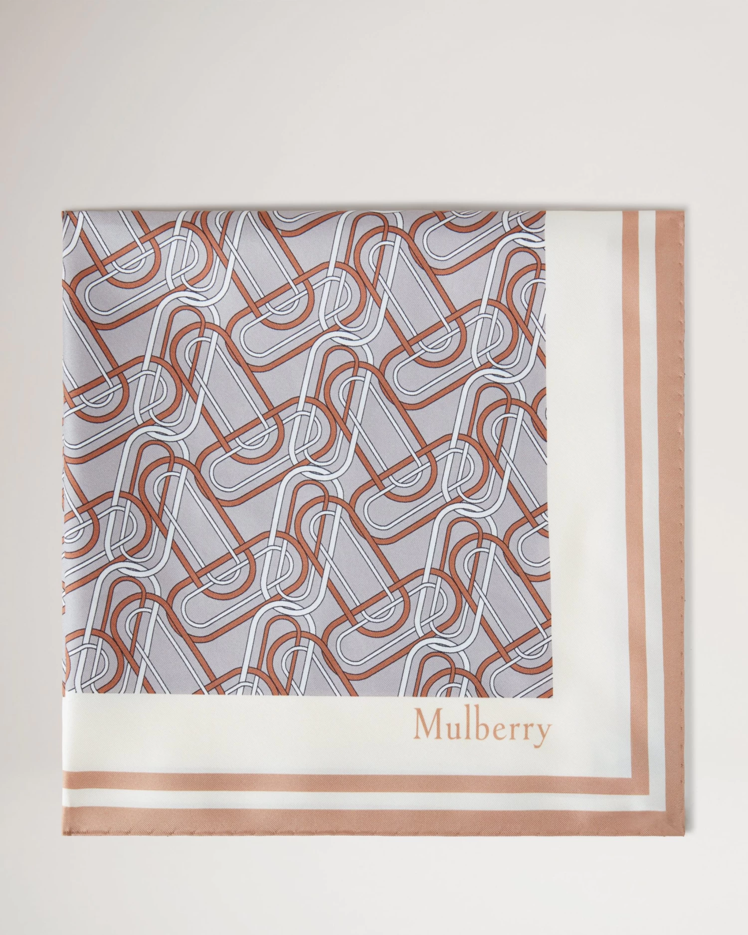 Softie Chain Square Pale Grey-Cream 4 Softie Chain Square Pale Grey-Cream - Image 2