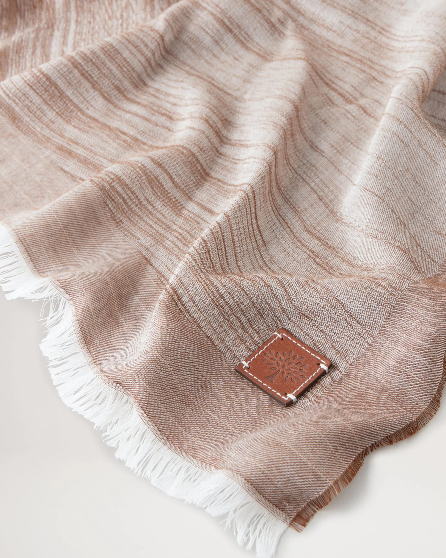 Wave Jacquard Rectangular Scarf Teak-Chalk 5 Wave Jacquard Rectangular Scarf Teak-Chalk - Image 3